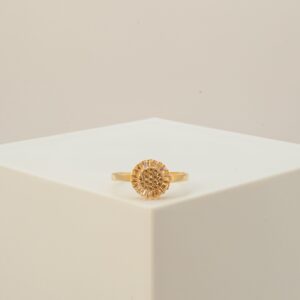 Anel Chuveiro Com Pedra Baguete Zircônia Em Ouro 18k
