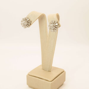 Brinco Flor Em Ouro Branco Com Brilhantes Ouro 18k